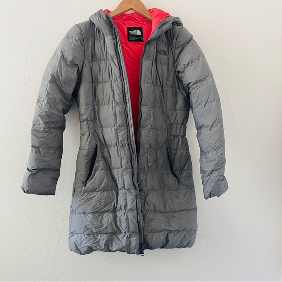 The North Face Women’s Puffer Coat Long Gray Hooded Jacket - Picture 2 of 7